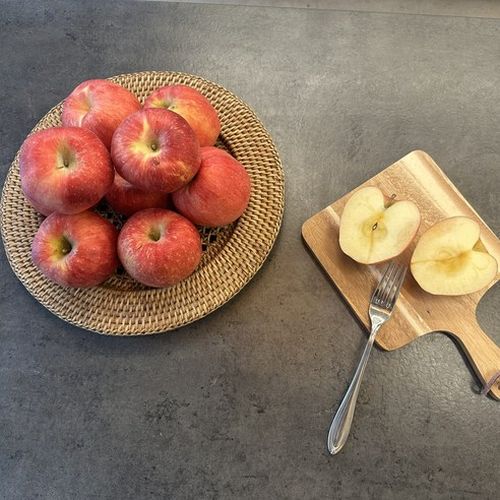 ★훈이네★ 껍질째먹는 경북 청송 꿀사과 (5kg, 가정용 혼합)